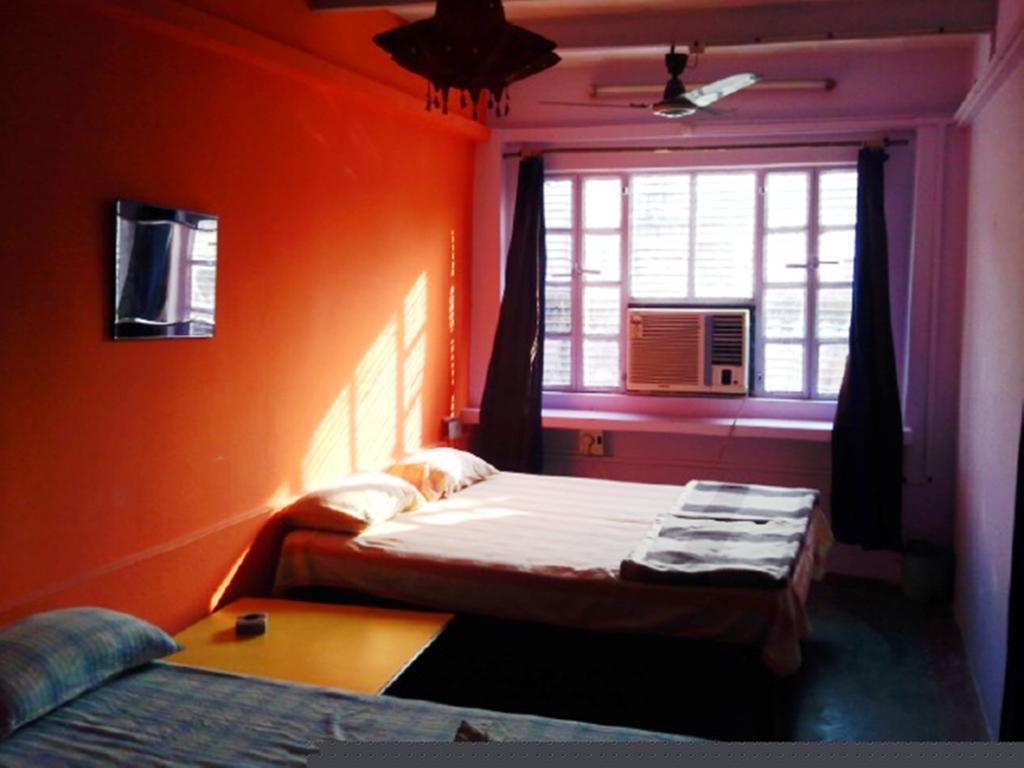 Golden Lodge Varanasi Room photo