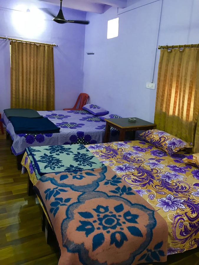 Golden Lodge Varanasi Exterior photo
